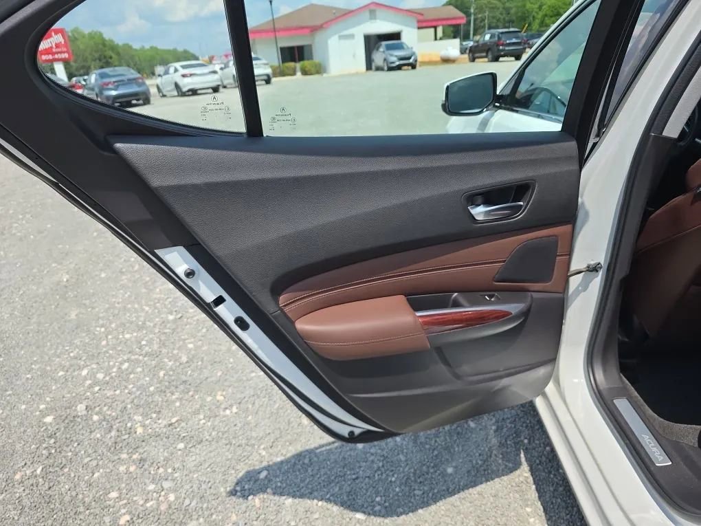 Used 2017 Acura TLX w/ Technology Package FWD image 49