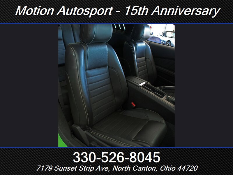 Used 2013 Ford Mustang GT Premium w/ Brembo Brake Pkg RWD image 32