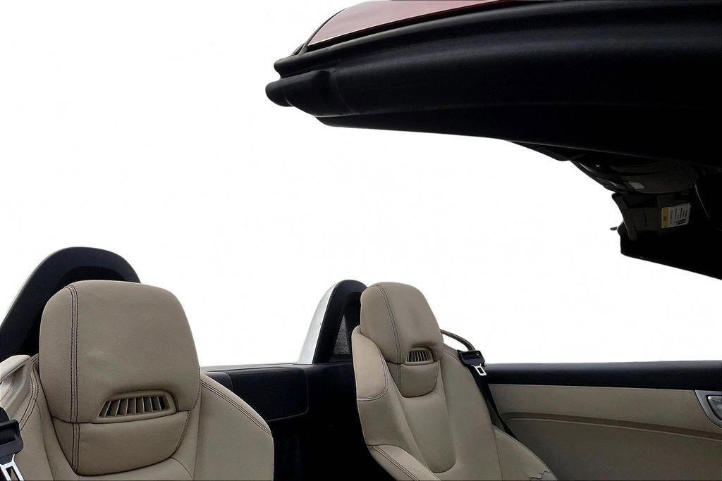 Used 2016 Mercedes-Benz SLK 300 image 24
