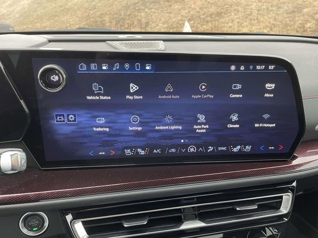 Used 2024 Chevrolet Traverse RS w/ LPO, Floor Liner Package image 24