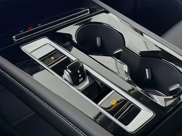 New 2026 Volkswagen Atlas SE FWD image 18