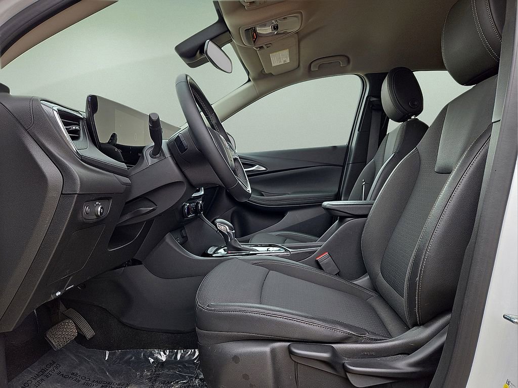 Used 2025 Buick Encore GX Preferred image 22