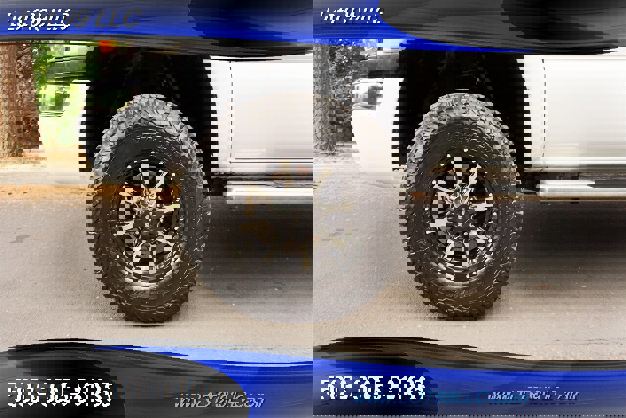 Used 2004 GMC Sierra 2500 SLE w/ Heavy-Duty Power Package image 3