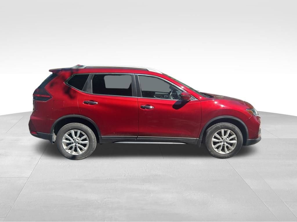 Used 2018 Nissan Rogue SV AWD/4WD image 7