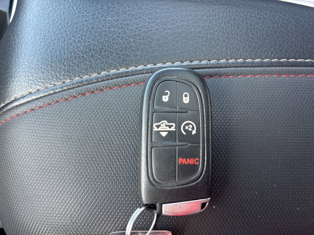 Used 2015 RAM 1500 Rebel w/ Luxury Group AWD/4WD image 12