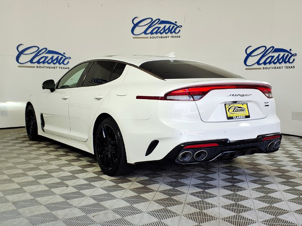 Used 2022 Kia Stinger GT2 AWD/4WD image 2