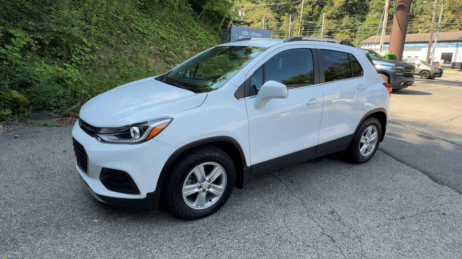 Used 2018 Chevrolet Trax LT w/ LPO, Protection Package FWD image 4