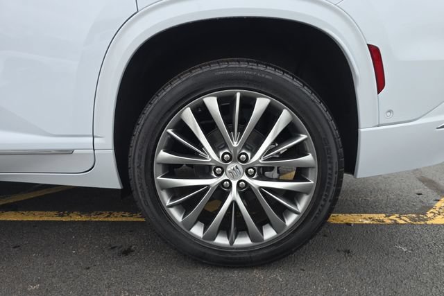 New 2026 Buick Enclave Avenir w/ Super Cruise Package FWD image 34