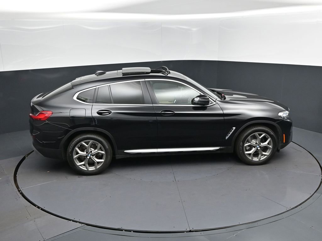 Certified 2025 BMW X4 xDrive30i w/ Premium Package AWD/4WD image 35