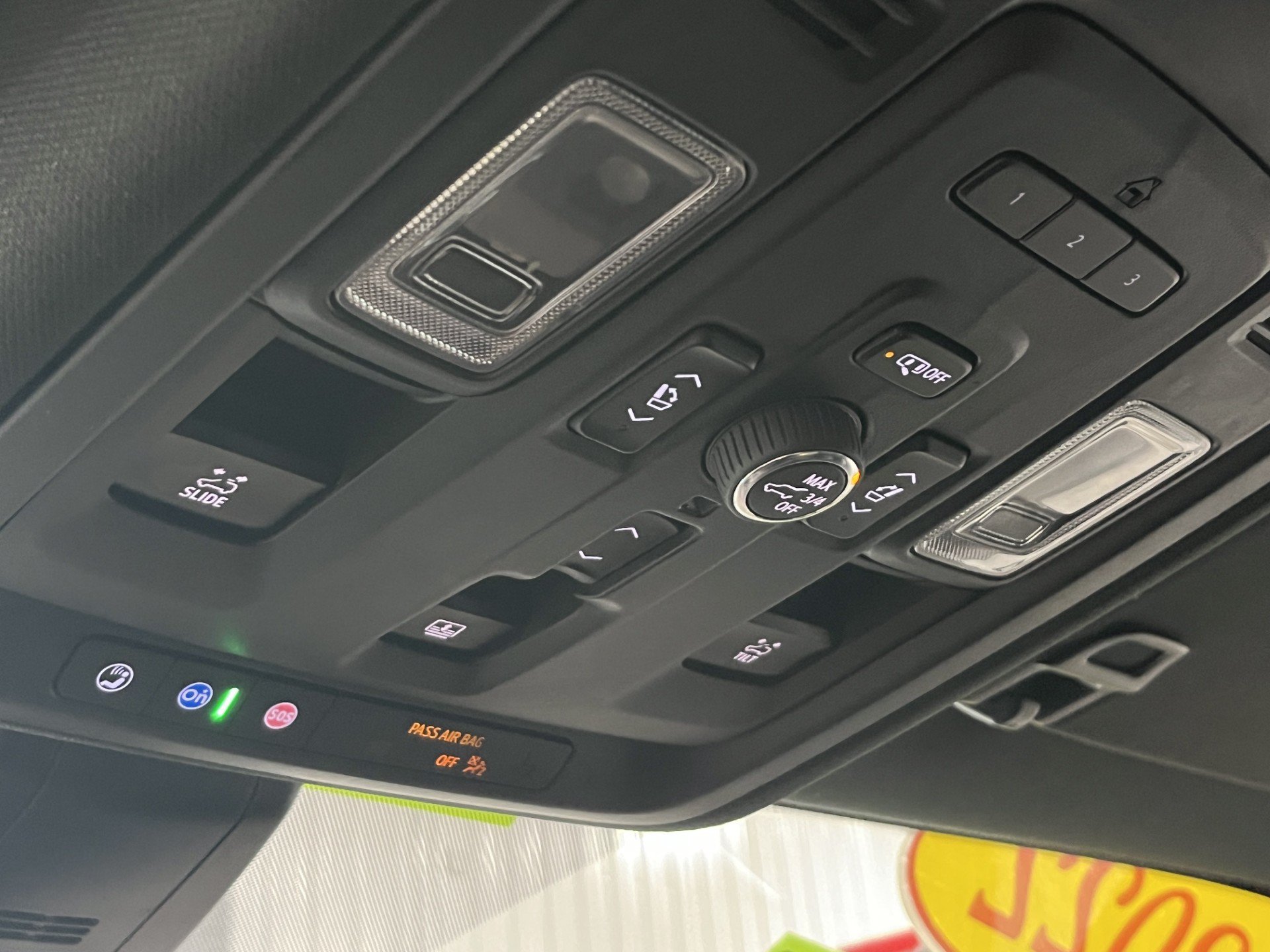 Certified 2022 GMC Yukon Denali AWD/4WD image 15