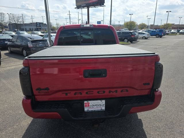 Certified 2023 Toyota Tacoma SR AWD/4WD image 5