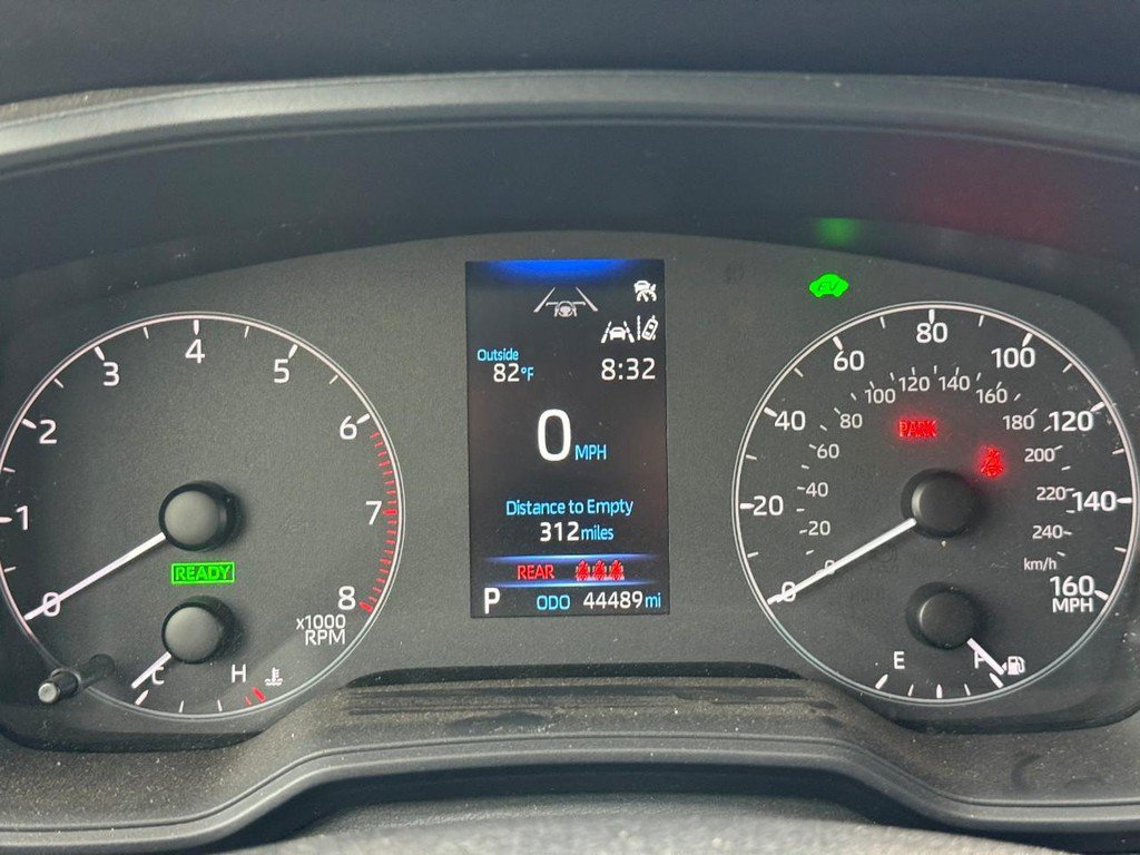 Certified 2024 Toyota Corolla Cross AWD Hybrid image 24