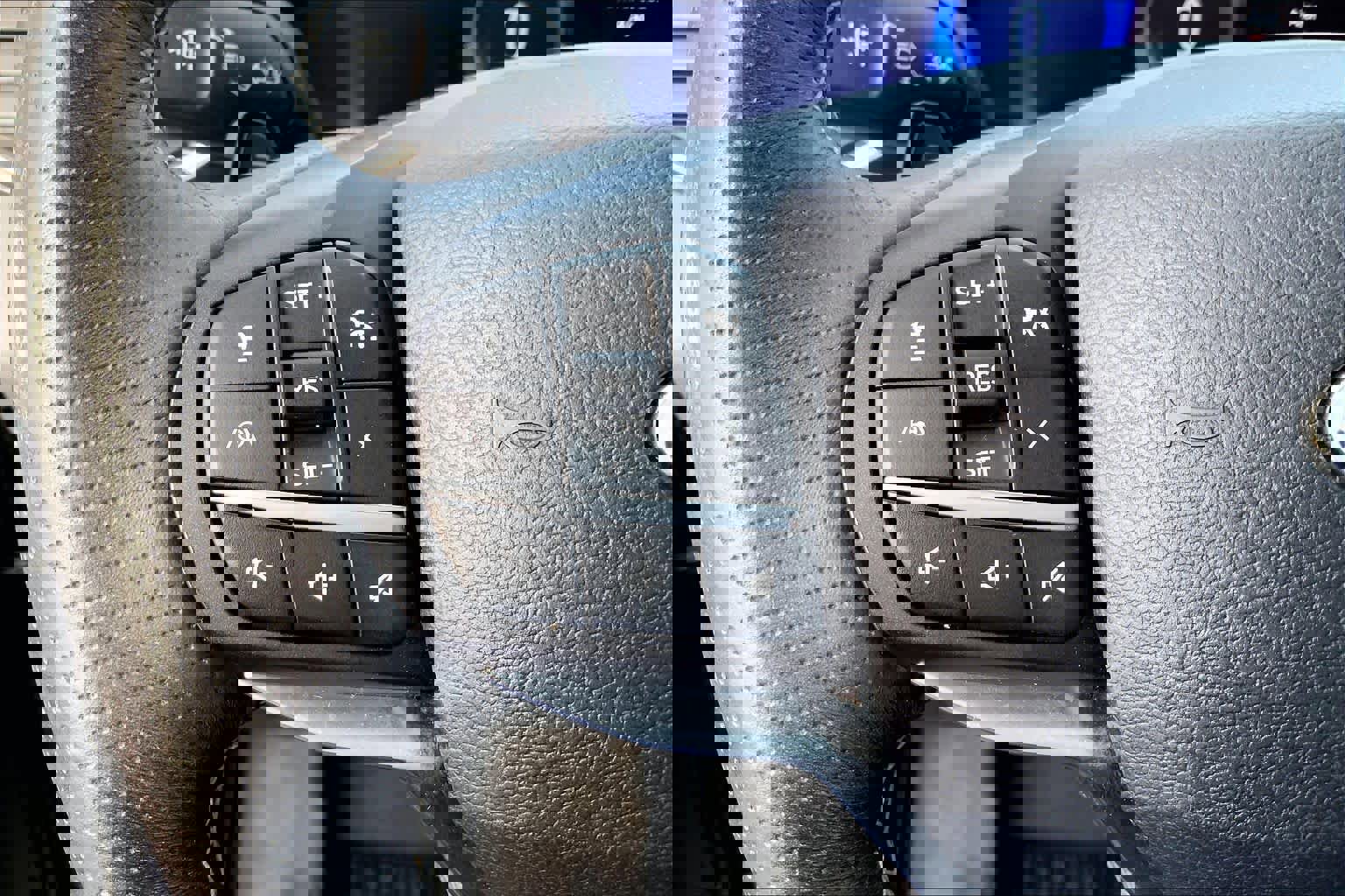 Certified 2020 Ford Explorer ST w/ Premium Technology Package image 23