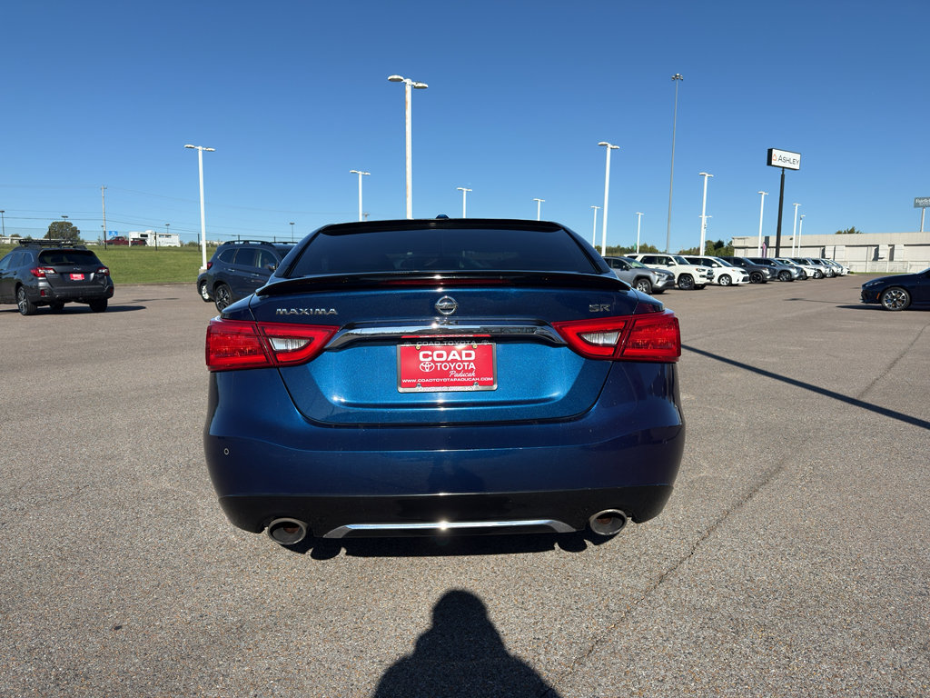 Used 2017 Nissan Maxima SR w/ Midnight Edition image 4