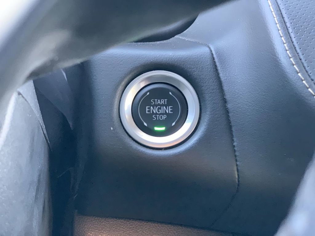 Used 2024 Chevrolet Suburban Premier image 14