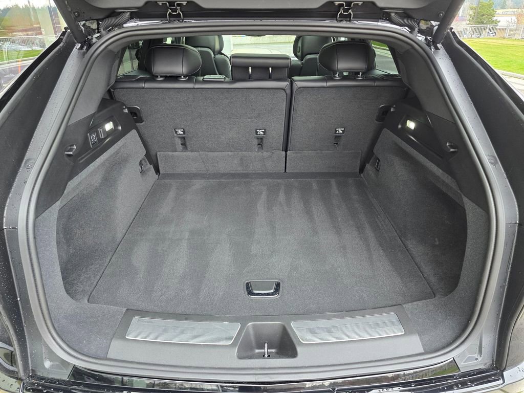 Used 2025 Cadillac Lyriq Sport image 14