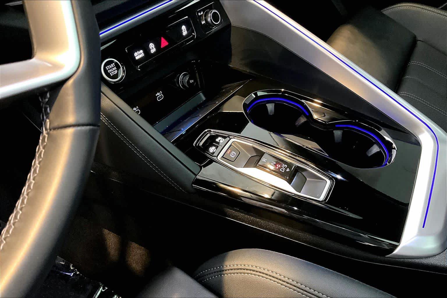 Certified 2025 Audi Q5 Premium AWD/4WD image 17