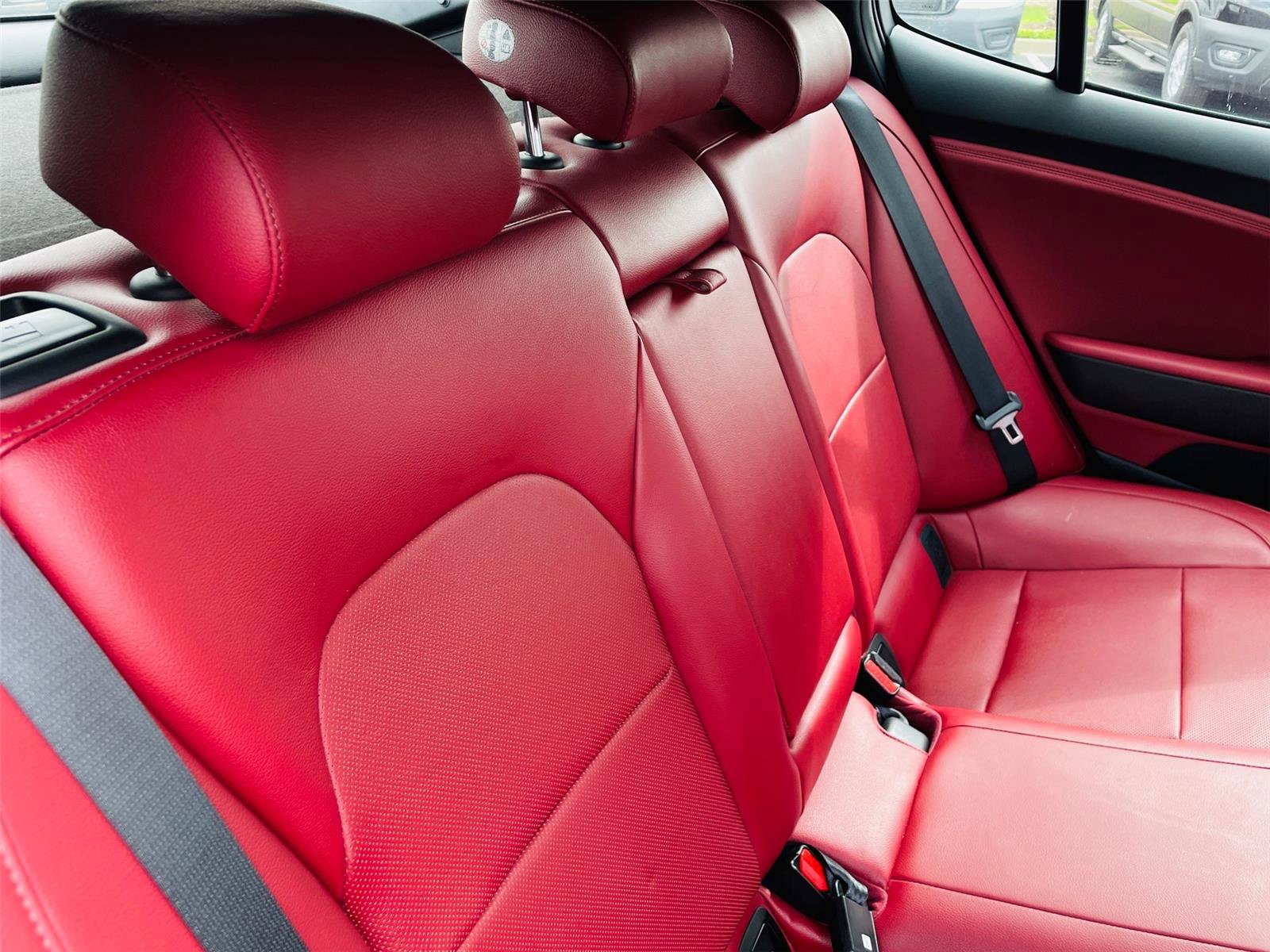 Used 2021 Kia Stinger GT1 RWD image 20