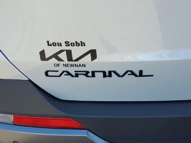 New 2027 Kia Carnival SX FWD image 13