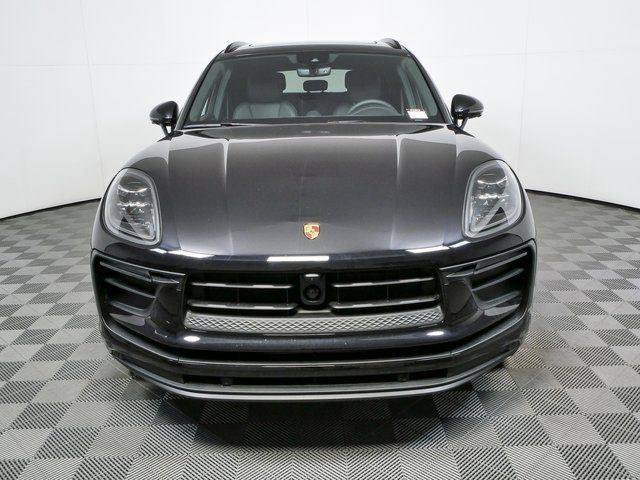 New 2026 Porsche Macan AWD/4WD image 38