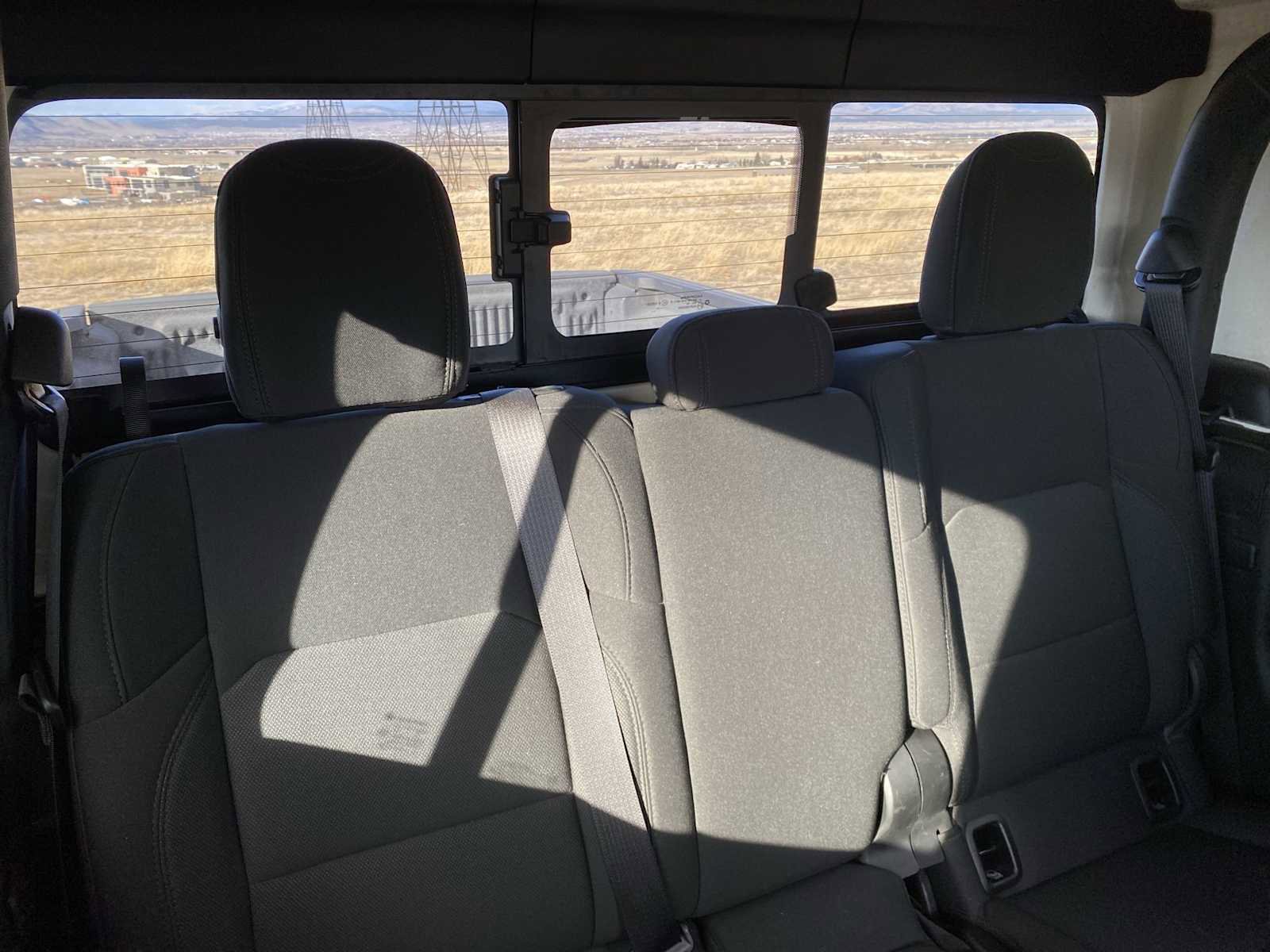 Certified 2022 Jeep Gladiator Overland w/ Trailer Tow Package image 16