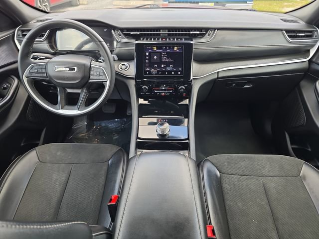 Certified 2023 Jeep Grand Cherokee L Laredo AWD/4WD image 8