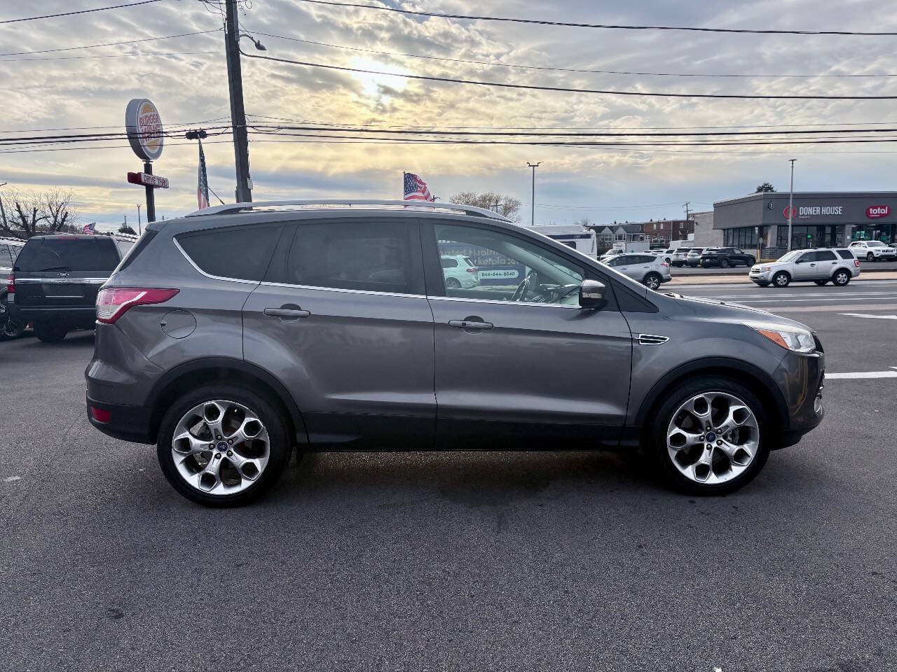 Used 2014 Ford Escape Titanium AWD/4WD image 7