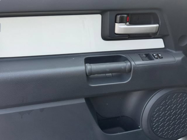 Used 2012 Toyota FJ Cruiser 4WD image 14