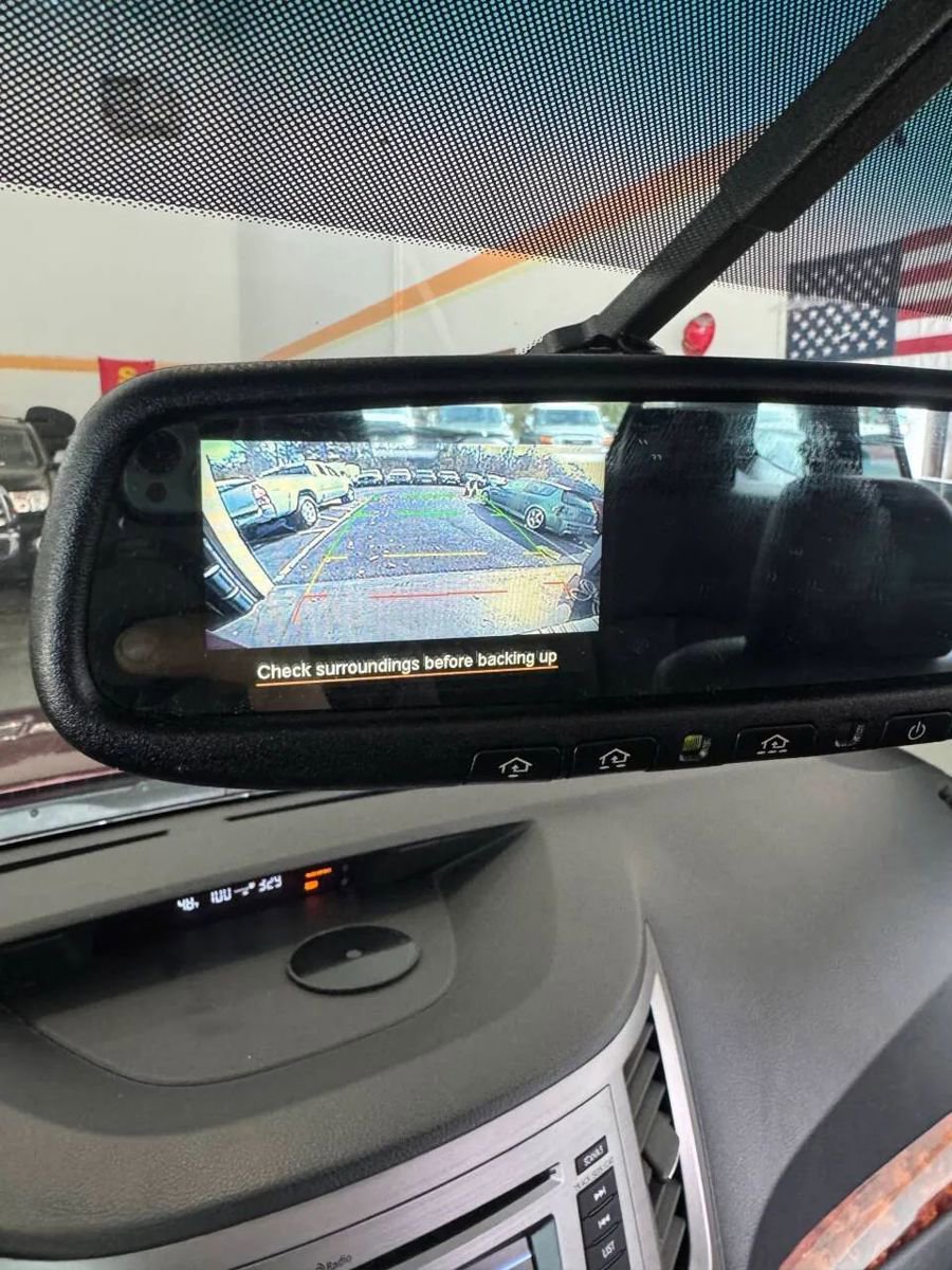 Used 2012 Subaru Outback 2.5i Limited w/ Moonroof Pkg image 14