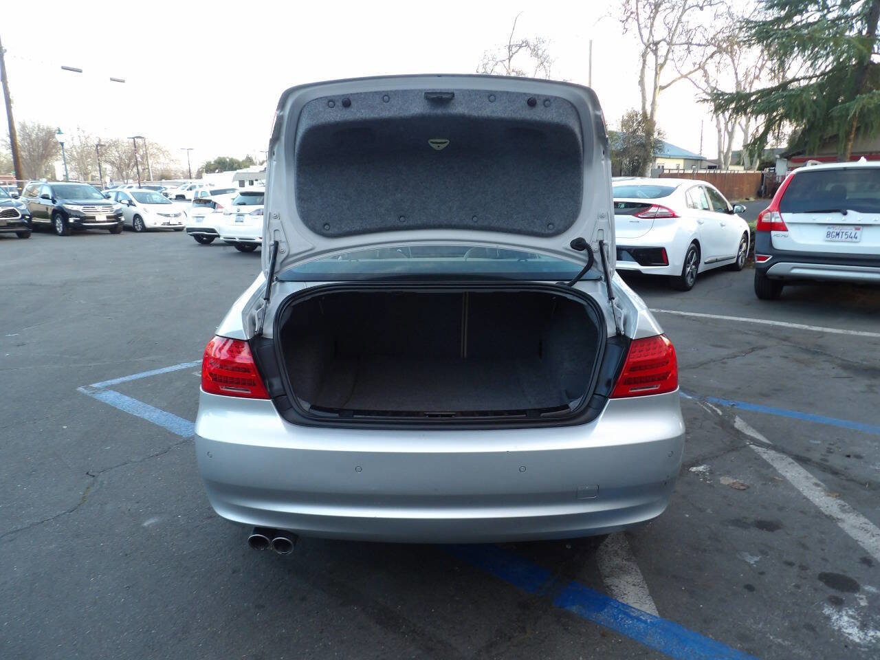 Used 2011 BMW 328i Coupe image 10