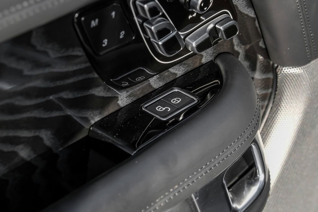 Used 2020 Land Rover Range Rover Autobiography AWD/4WD image 51