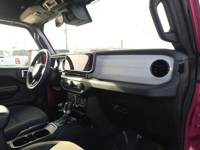 Used 2024 Jeep Gladiator Sport image 43