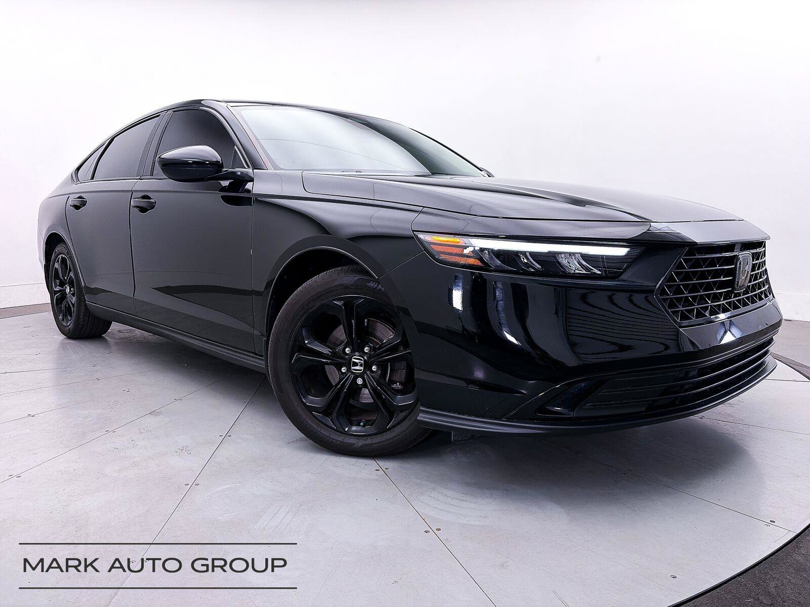 Used 2025 Honda Accord SE image 1
