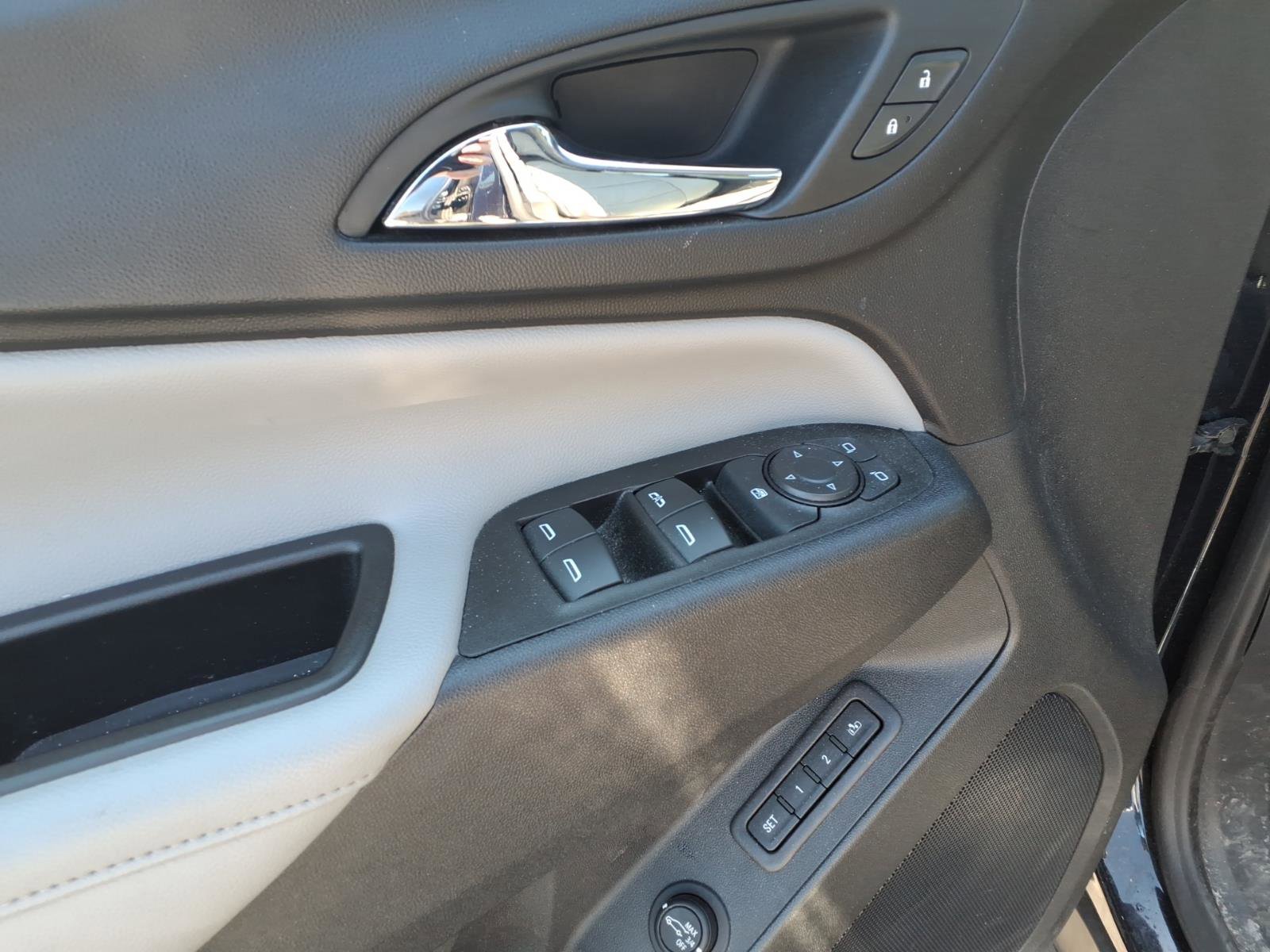 Certified 2021 Chevrolet Equinox Premier AWD/4WD image 9