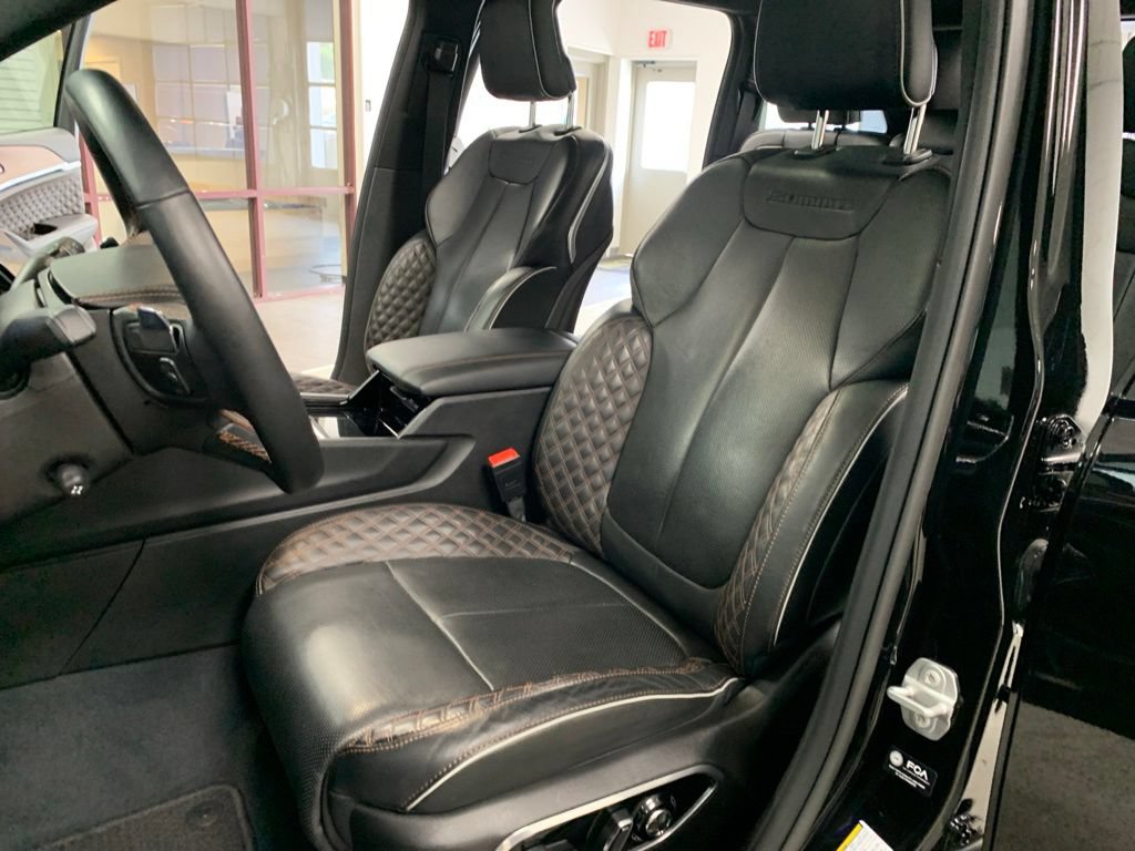 Certified 2023 Jeep Grand Cherokee Summit w/ Advanced Protech Group IV AWD/4WD image 17