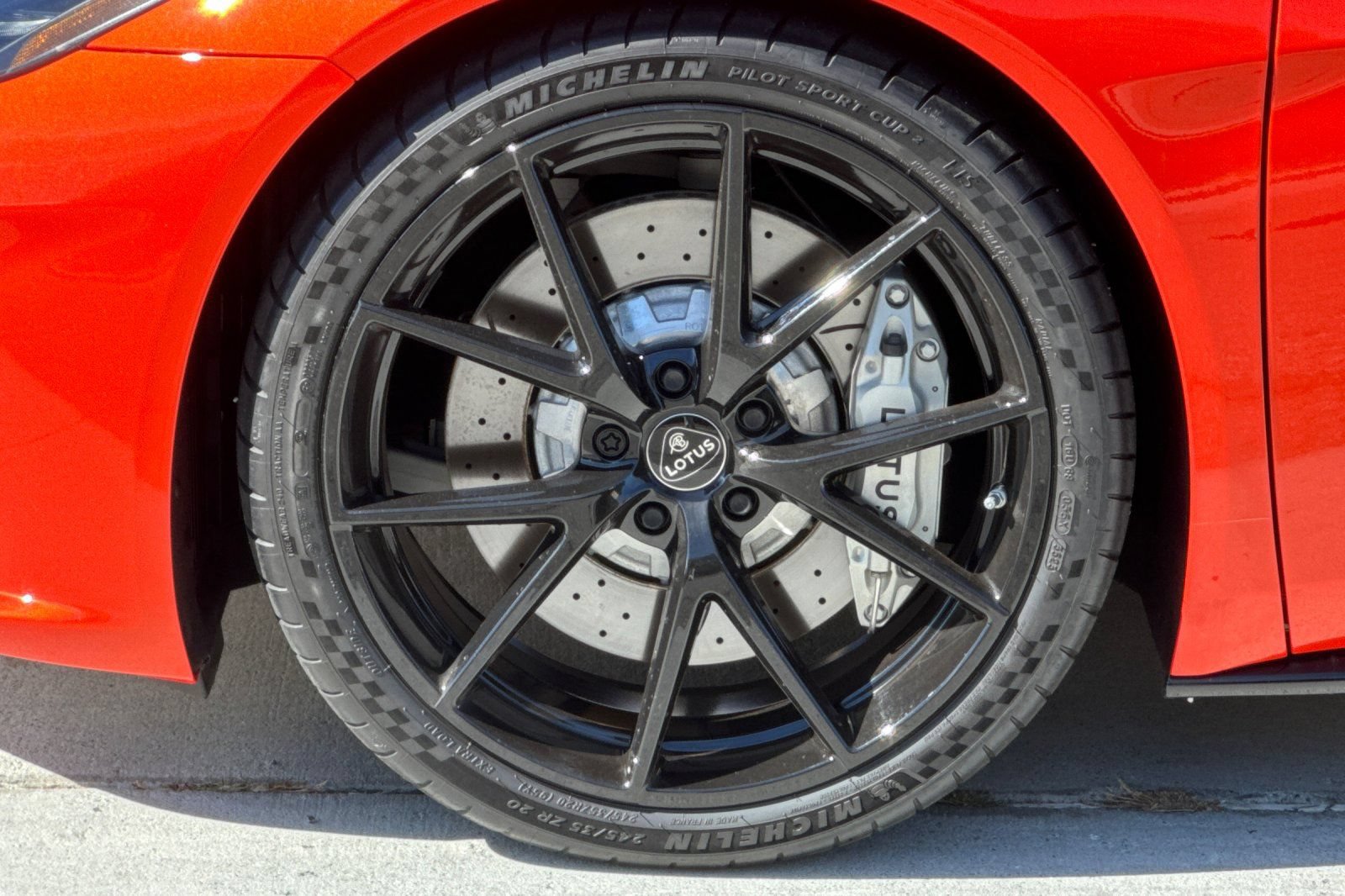 Used 2025 Lotus Emira RWD image 25