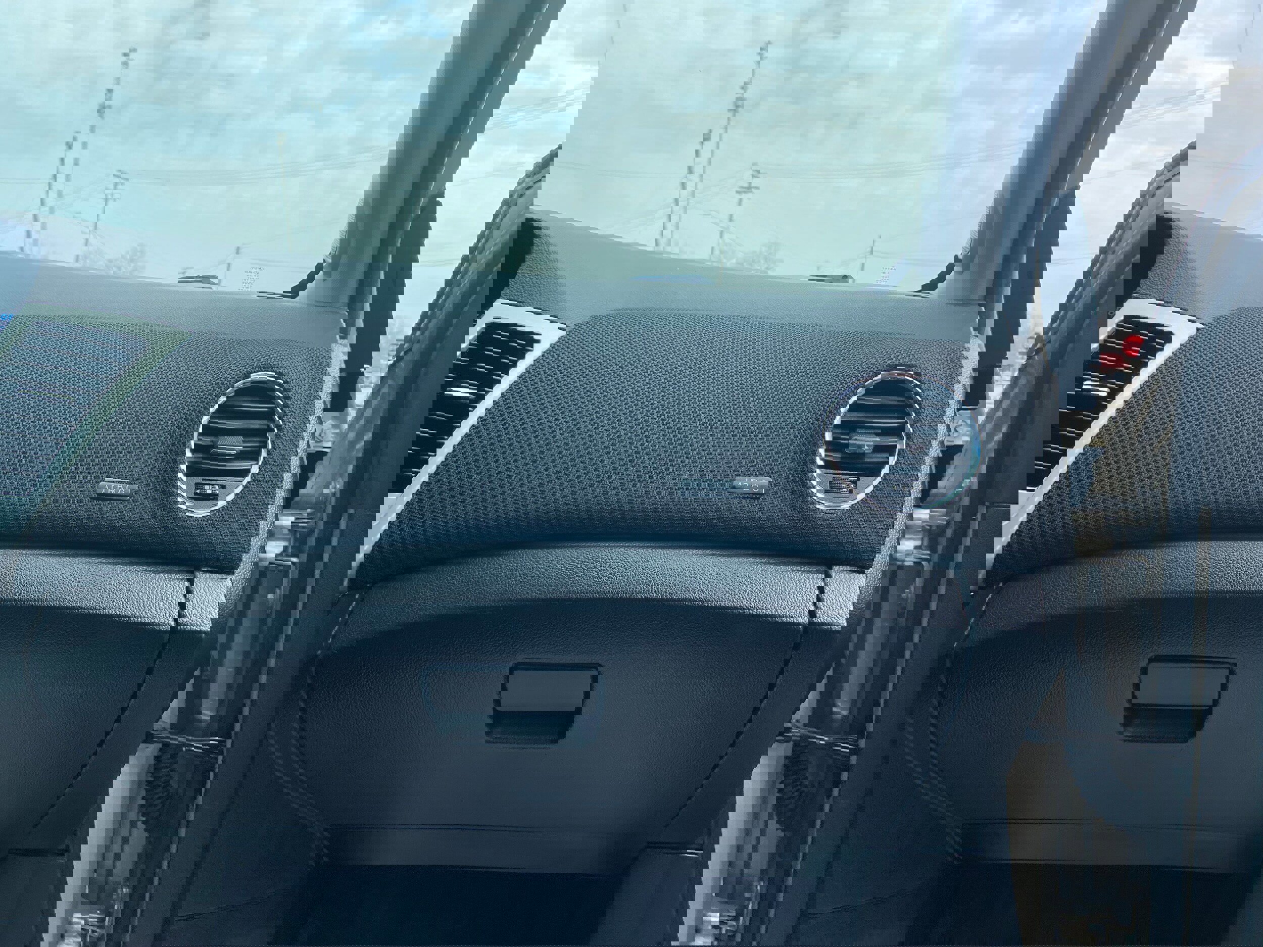 Used 2014 Chevrolet Cruze LT image 16