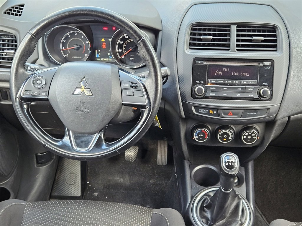 Used 2016 Mitsubishi Outlander Sport ES image 26