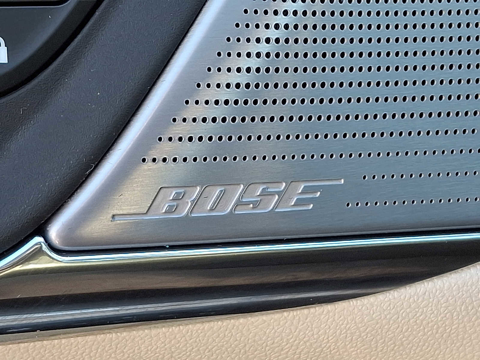 Certified 2023 Cadillac CT4 Luxury w/ Sun And Sound Package image 32