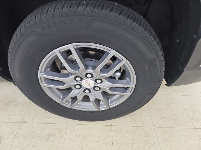 Used 2025 GMC Acadia Elevation FWD image 18