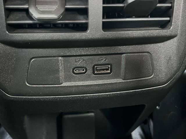 Used 2023 Chevrolet Colorado Z71 w/ Z71 Convenience Package 2 image 17