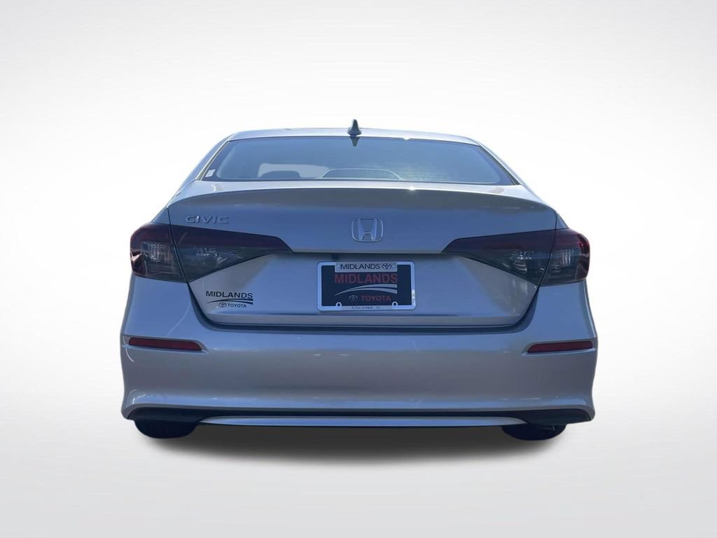 Used 2025 Honda Civic LX image 5