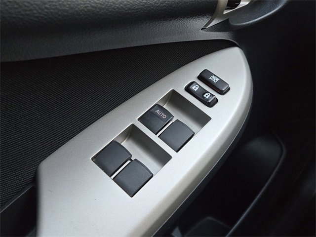 Used 2011 Toyota Corolla S image 19