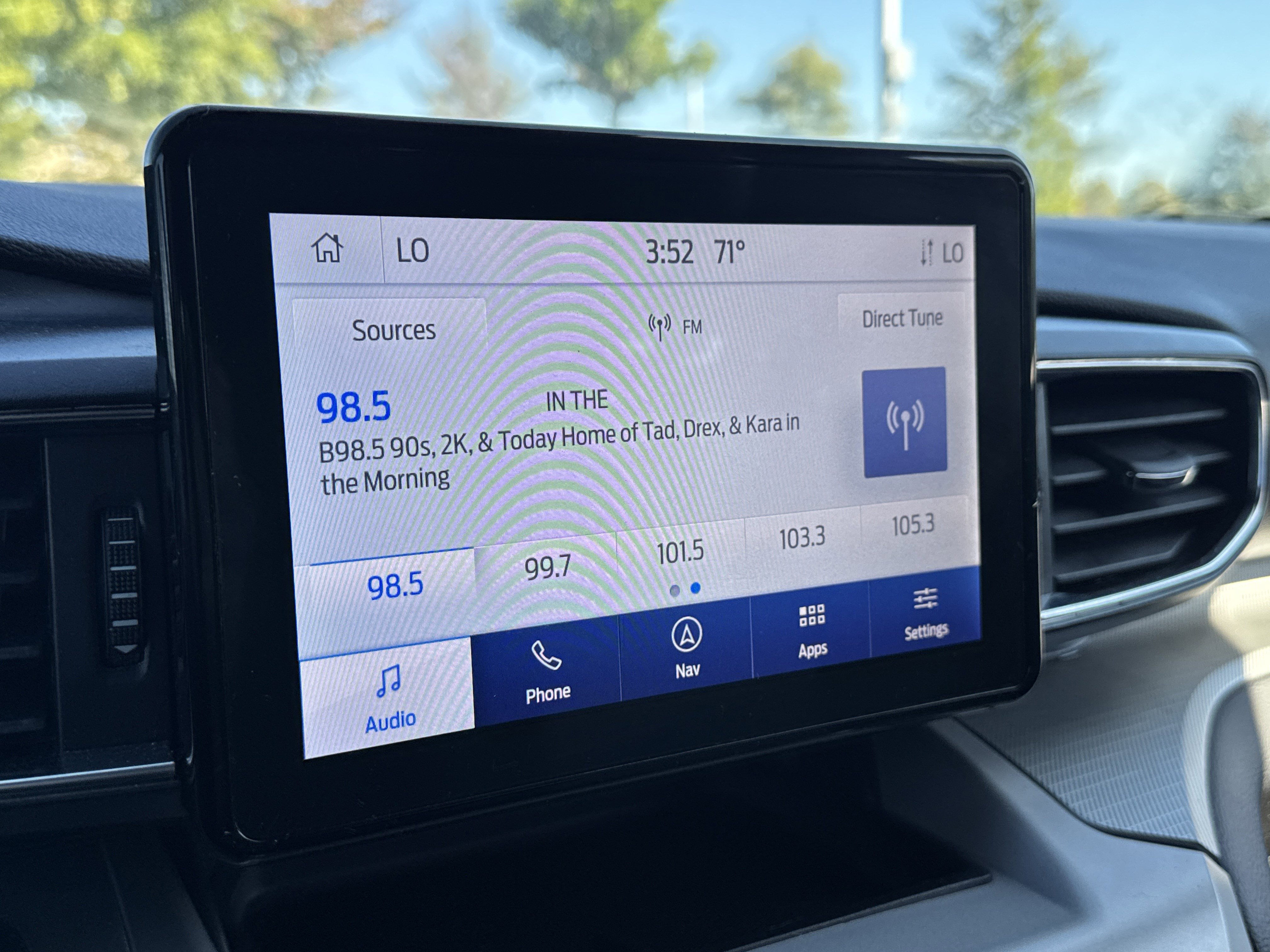 Used 2023 Ford Explorer XLT w/ Equipment Group 202A image 14