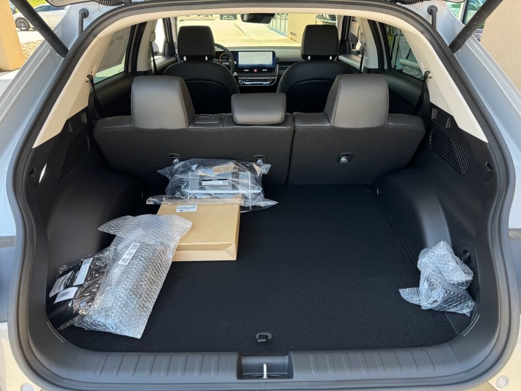 New 2025 Hyundai Ioniq 5 SEL RWD image 15