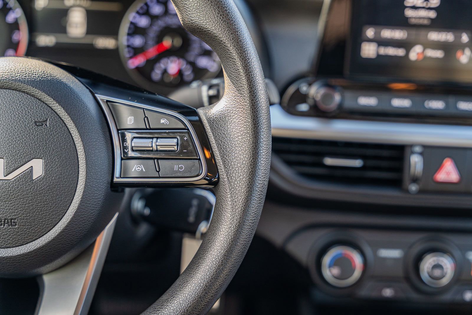 Used 2024 Kia Forte LX image 28