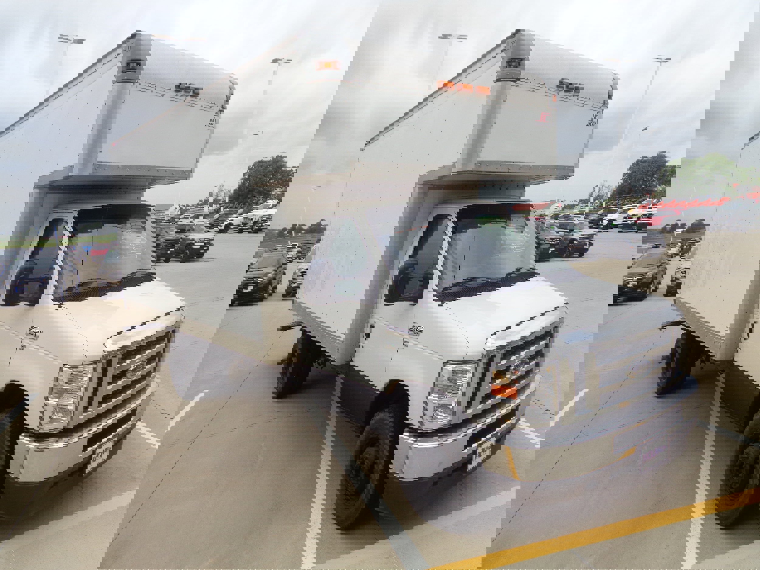 Used 2012 Ford E-350 and Econoline 350 Super Duty w/ Payload Pkg image 4