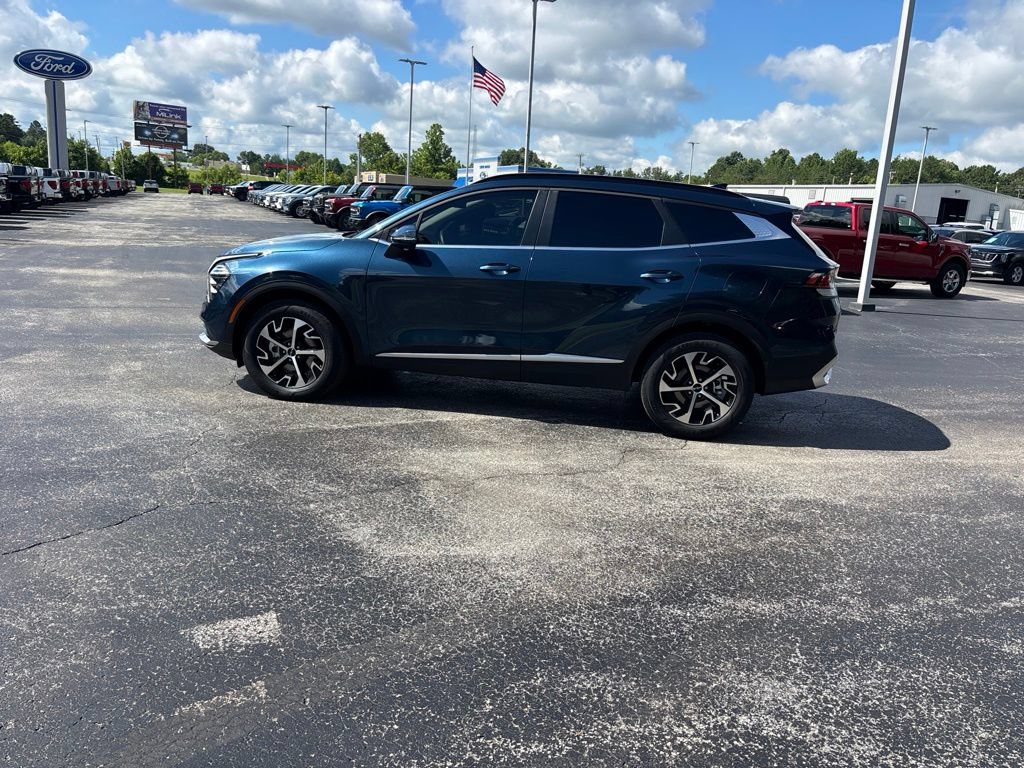 Used 2025 Kia Sportage EX w/ EX Premium Package AWD/4WD image 5