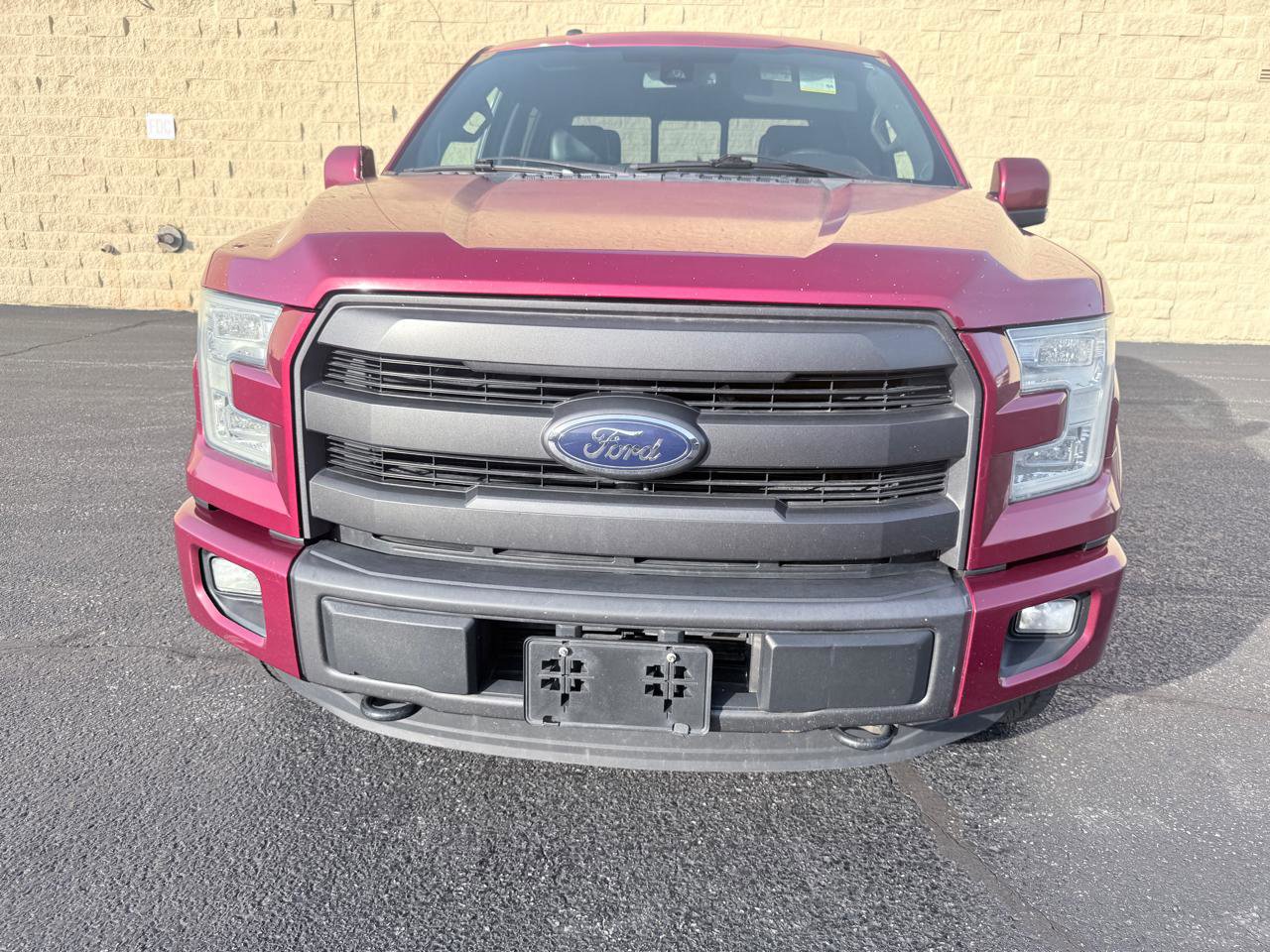 Used 2015 Ford F150 Lariat w/ Equipment Group 502A Luxury AWD/4WD image 8