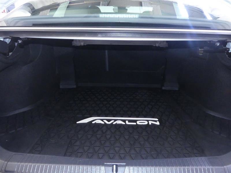 Used 2019 Toyota Avalon XSE w/ All Weather Liner Package FWD image 28